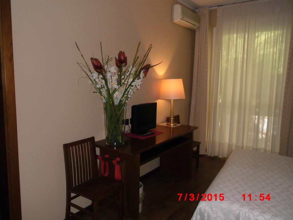 Albergo Ponte Vecchio Cernobbio Phòng bức ảnh