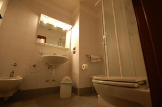 Albergo Ponte Vecchio Cernobbio Phòng bức ảnh