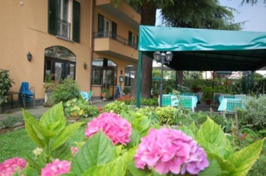 Albergo Ponte Vecchio Cernobbio Phòng bức ảnh